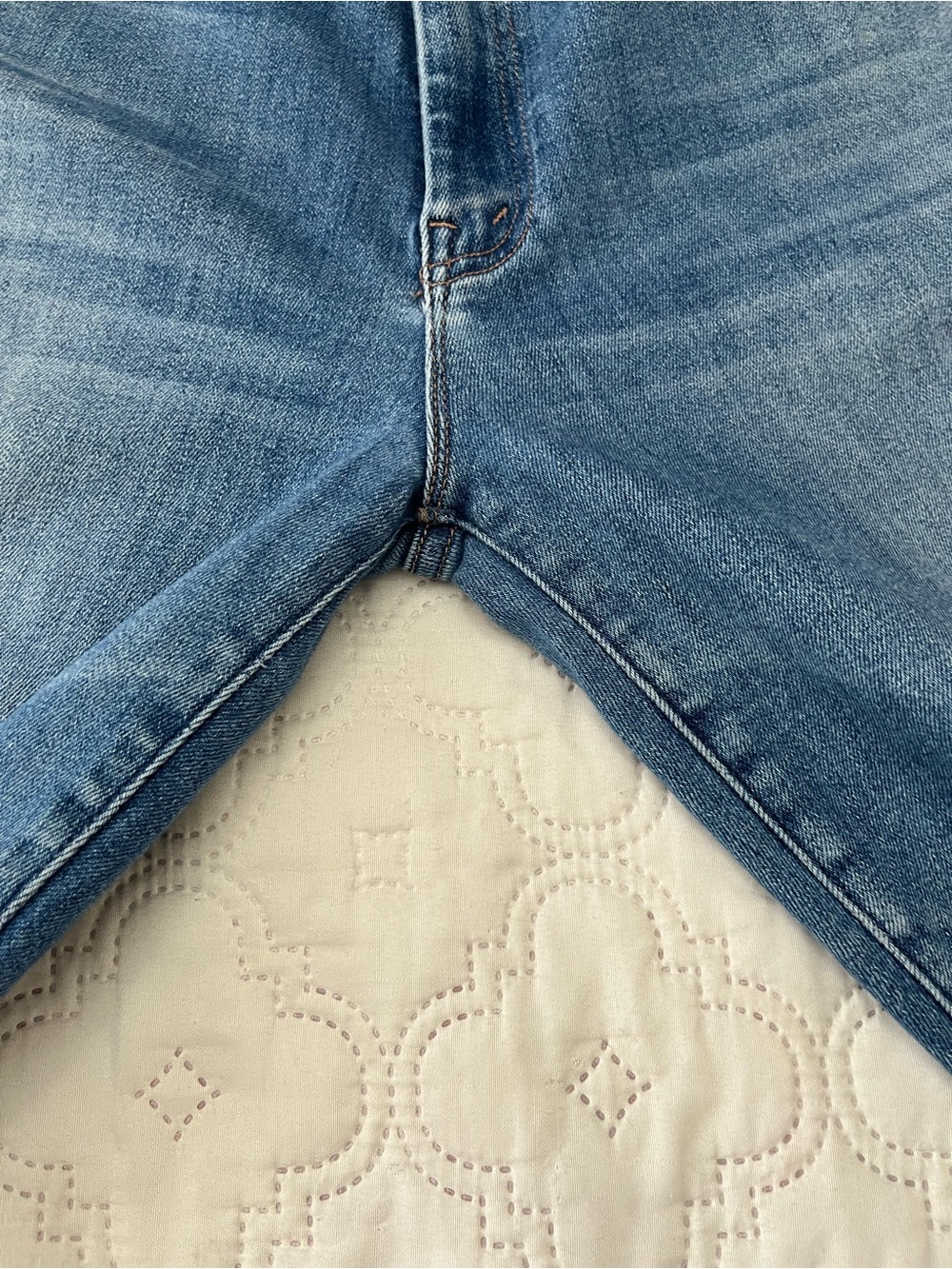 MOTHER The Weekender Fray Flared Jeans A Groovy Kind Of Love 32 - Picture 9 of 16